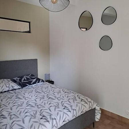 Apartmán Chez Beatrice Saint-Jouan-des-Guérets Exteriér fotografie